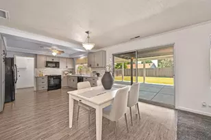 9700 Mira Del Rio Dr, Sacramento, CA 95827 - Photo 19