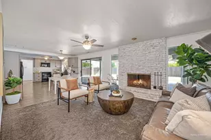 9700 Mira Del Rio Dr, Sacramento, CA 95827 - Photo 15