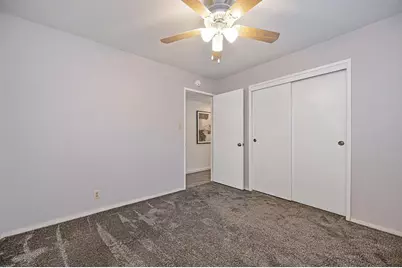 9700 Mira Del Rio Drive, Sacramento, CA 95827 - Photo 31