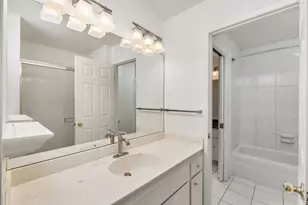709 Woodside Ln E, Sacramento, CA 95825 - Photo 21