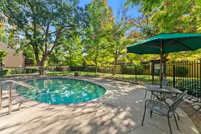 709 Woodside Ln E #2, Sacramento, CA 95825 - Photo 41