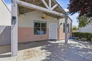 9189 E Laguna Way, Elk Grove, CA 95758 - Photo 39