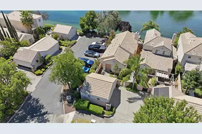 9189 E Laguna Way, Elk Grove, CA 95758 - Photo 43