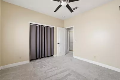 9189 E Laguna Way, Elk Grove, CA 95758 - Photo 33