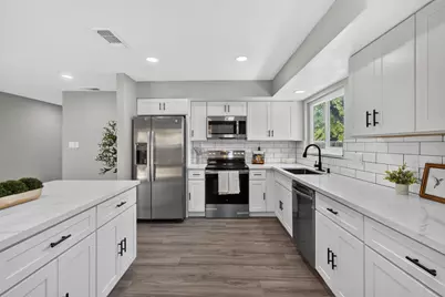 10102 Crawford Way, Sacramento, CA 95827 - Photo 19