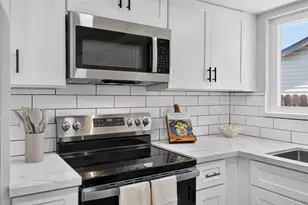10102 Crawford Way, Sacramento, CA 95827 - Photo 17