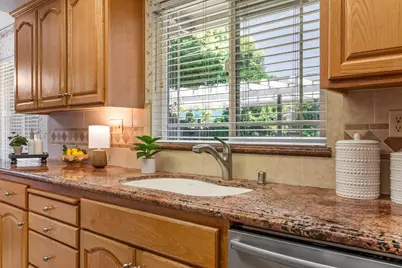 4223 W Riviera Drive, Stockton, CA 95204 - Photo 11