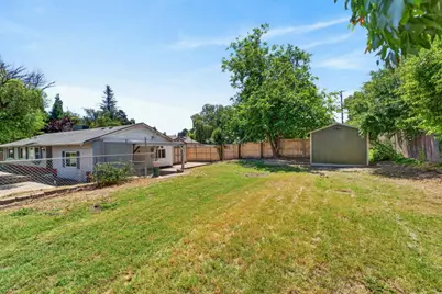 8570 Strong Avenue, Orangevale, CA 95662 - Photo 33