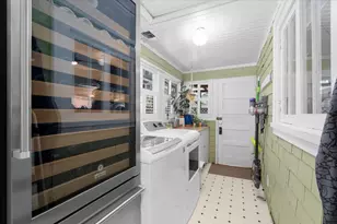 2032 Castro Way, Sacramento, CA 95818 - Photo 13