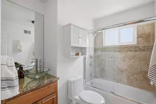 8222 Lake Forest Dr, Sacramento, CA 95826 - Photo 21