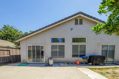 1919 Cork Oak Lane, Manteca, CA 95336 - Photo 33