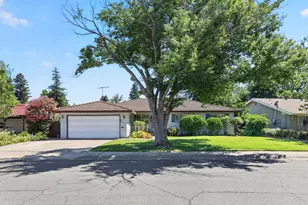 413 W Southwood Dr, Woodland, CA 95695 - Photo 1