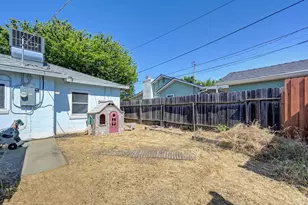 2993 Kroy Way, Sacramento, CA 95817 - Photo 27