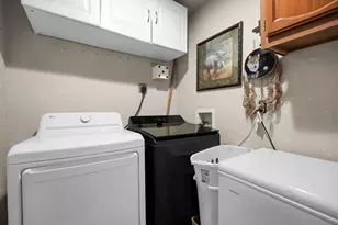 443 W 9th St, Stockton, CA 95206 - Photo 21