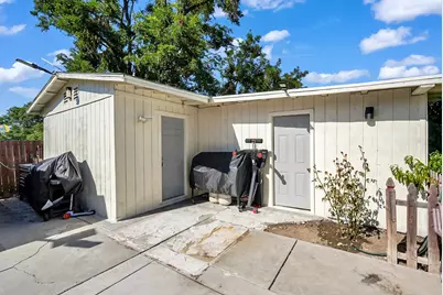 443 W 9th Street, Stockton, CA 95206 - Photo 27