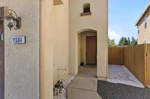 11504 Linday Way, Gold River, CA 95670 - Photo 5