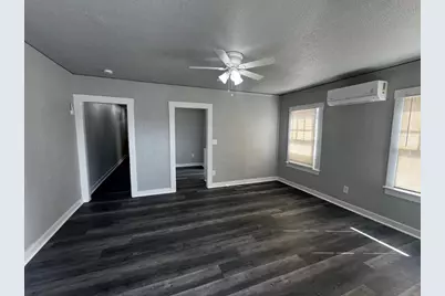 450 N 6th Street, Coalinga, CA 93210 - Photo 5