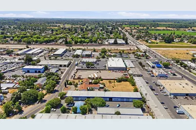 913 Reno Avenue, Modesto, CA 95351 - Photo 47