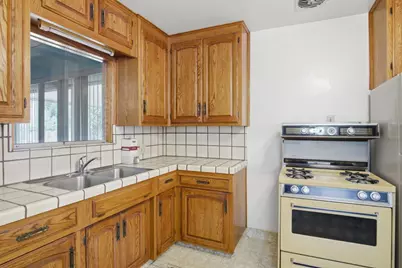 913 Reno Avenue, Modesto, CA 95351 - Photo 19