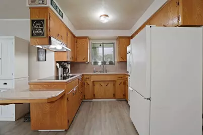 829 S California Street, Lodi, CA 95240 - Photo 11