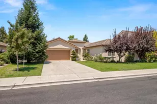 2222 Carson Ave, Clovis, CA 93611 - Photo 1