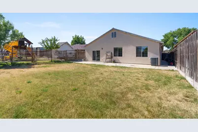 2270 Mogan Avenue, Sacramento, CA 95838 - Photo 25
