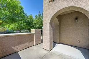 5350 Dunlay Dr, Sacramento, CA 95835 - Photo 11