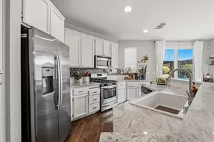 8300 White Spruce Dr, Antelope, CA 95843 - Photo 19