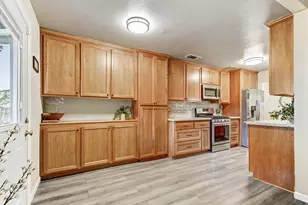 7601 Pratt Ave, Citrus Heights, CA 95610 - Photo 13