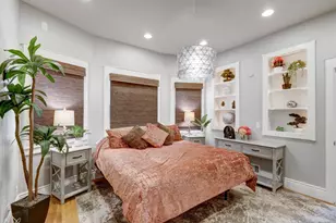 2526 Capitol Ave, Sacramento, CA 95816 - Photo 17
