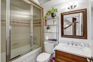 2526 Capitol Ave, Sacramento, CA 95816 - Photo 31