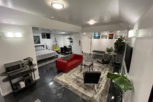 2526 Capitol Ave, Sacramento, CA 95816 - Photo 57