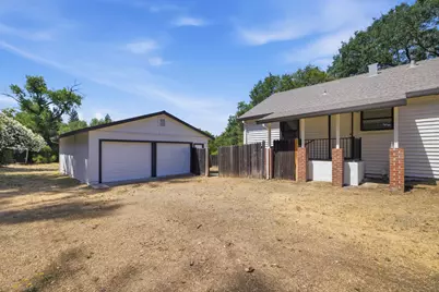 8048 Twin Oaks Avenue, Citrus Heights, CA 95610 - Photo 3
