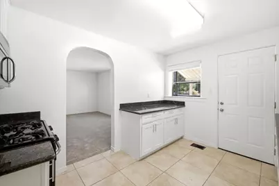 8048 Twin Oaks Avenue, Citrus Heights, CA 95610 - Photo 17