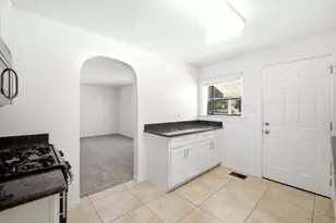 8048 Twin Oaks Ave, Citrus Heights, CA 95610 - Photo 17