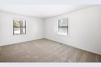 8048 Twin Oaks Avenue, Citrus Heights, CA 95610 - Photo 11