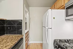4706 Greenholme Dr, Sacramento, CA 95842 - Photo 25