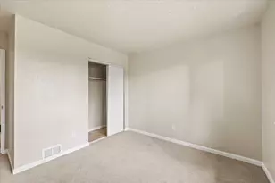 4706 Greenholme Dr, Sacramento, CA 95842 - Photo 27