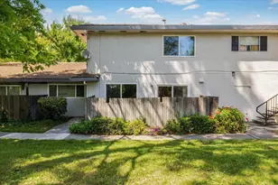 4706 Greenholme Dr, Sacramento, CA 95842 - Photo 13