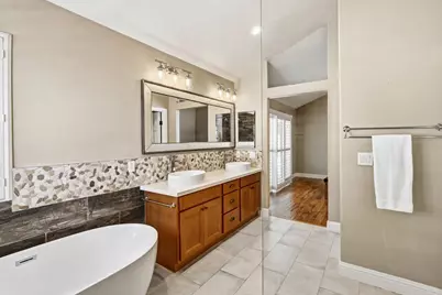 11716 Old Eureka Way, Gold River, CA 95670 - Photo 21