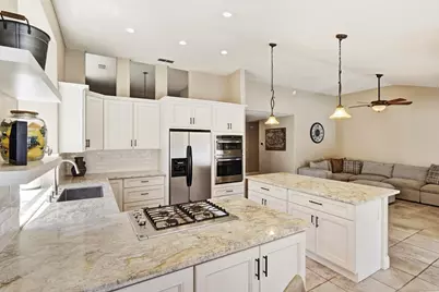 11716 Old Eureka Way, Gold River, CA 95670 - Photo 17