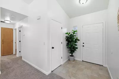 679 Cardoso Court, Galt, CA 95632 - Photo 3