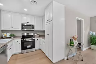 4864 Papaya Dr, Fair Oaks, CA 95628 - Photo 15
