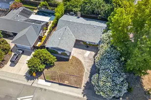4864 Papaya Dr, Fair Oaks, CA 95628 - Photo 39
