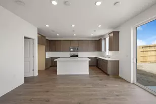 6025 Sunscape Wy, Roseville, CA 95747 - Photo 15