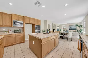 8425 Briggs Dr, Roseville, CA 95747 - Photo 13
