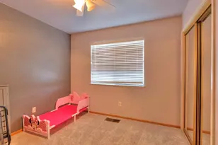 2605 River Creek Dr, Modesto, CA 95351 - Photo 33