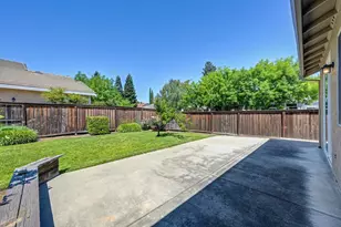 3786 Glacier Park Way, Elk Grove, CA 95758 - Photo 43