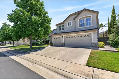 9701 Nature Trail Way, Elk Grove, CA 95757 - Photo 3