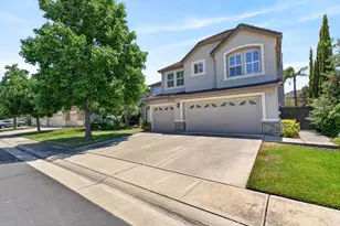 9701 Nature Trail Way, Elk Grove, CA 95757 - Photo 3